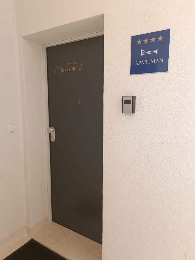 Apartman Marcelina 2 In تروغير المظهر الخارجي الصورة